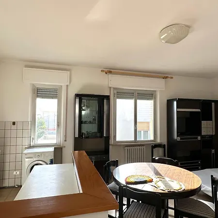 M177 - Marcelli, Bilocale In Centro E Fronte Mare Appartement *
